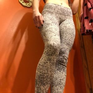 Lululemon Athletica Low-Rise Wunder Under